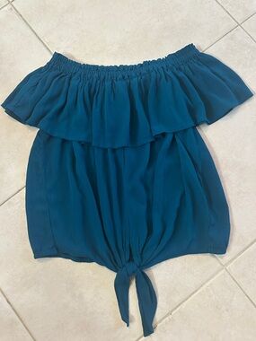 Ladies Express Off-Shoulder Tie-Front Blouse in Teal Size Medium